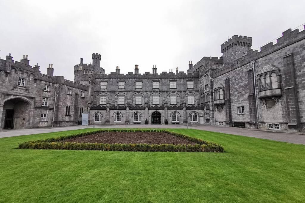 Tranquil Unit Close To Kells Kilkenny Eksteriør bilde